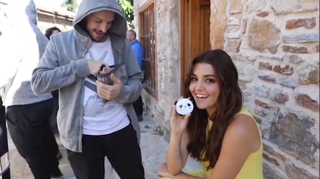 CUK_Oturur_Mukemmel_Durur_-_Backstage_083.jpg