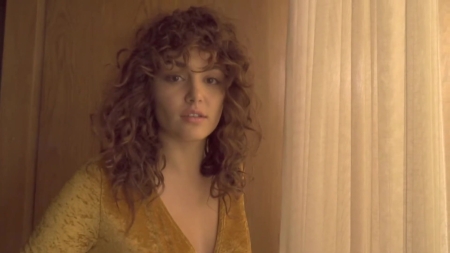 Hande_Ercel_-_L_Officiel_Backstage_55.jpg