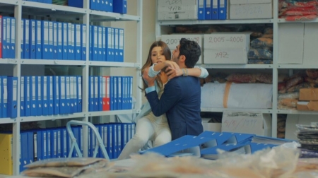 AskLaftanAnlamaz_Bolum2_011.jpg