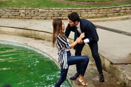 AskLaftanAnlamaz_Bolum2_015.jpg