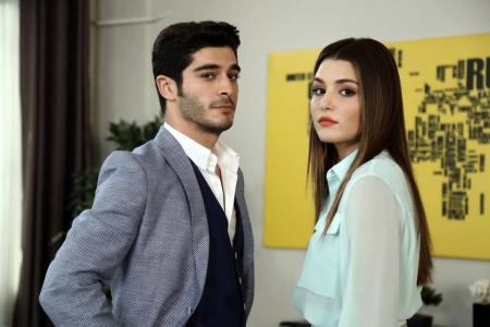 AskLaftanAnlamaz_Bolum2_019.jpg