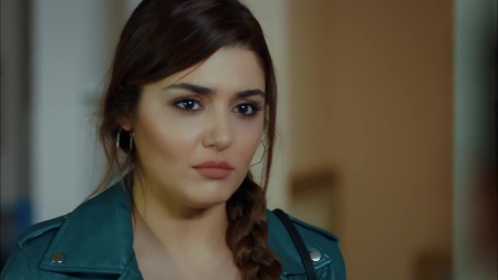 Siyah_Inci_12__Bolum_1606.jpg