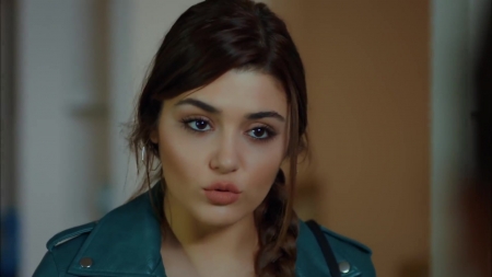 Siyah_Inci_12__Bolum_1613.jpg