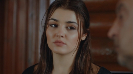 Siyah_Inci_13__Bolum_2496.jpg