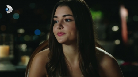 Gunesin_Kizlari_2__Bolum_-_Full_Bolum_2200.jpg