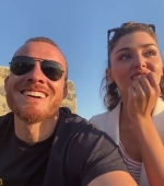 Filename=Hande_Ercel_and_Kerem_Bursin_live_on_Instagram_-_06_09_2021_0504.jpg
Filesize=50KiB
Dimensions=608x1080
Date added=10.06.21 Hande_Ercel_and_Kerem_Bursin_live_on_Instagram_-_06_09_2021_0504.jpg