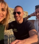 Filename=Hande_Ercel_and_Kerem_Bursin_live_on_Instagram_-_06_09_2021_0739.jpg
Filesize=68KiB
Dimensions=608x1080
Date added=10.06.21 Hande_Ercel_and_Kerem_Bursin_live_on_Instagram_-_06_09_2021_0739.jpg