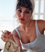 Filename=Hande_for_Vogue_022.jpg
Filesize=251KiB
Dimensions=864x1080
Date added=23.09.21 Hande_for_Vogue_022.jpg
