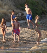 atthebeachinbodrum1508-002.jpg