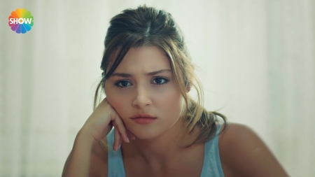 Ask_Laftan_Anlamaz_1_Bolum____0705.jpg