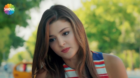 Ask_Laftan_Anlamaz_1_Bolum____1053.jpg