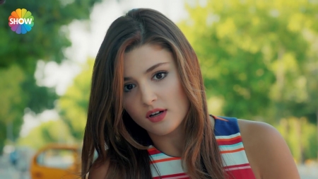 Ask_Laftan_Anlamaz_1_Bolum____1054.jpg