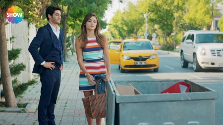 Ask_Laftan_Anlamaz_1_Bolum____1070.jpg
