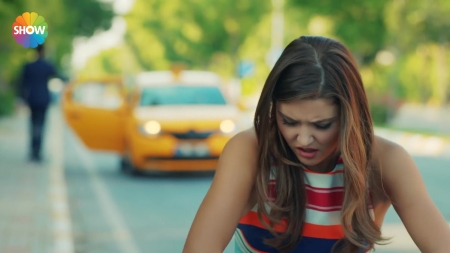 Ask_Laftan_Anlamaz_1_Bolum____1092.jpg