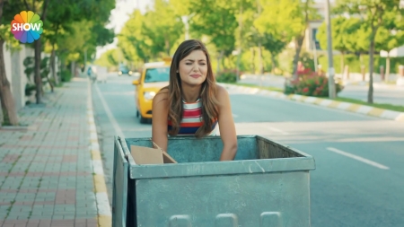 Ask_Laftan_Anlamaz_1_Bolum____1095.jpg