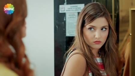 Ask_Laftan_Anlamaz_1_Bolum____1688.jpg