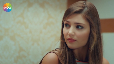 Ask_Laftan_Anlamaz_1_Bolum____1760.jpg
