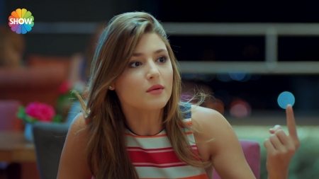 Ask_Laftan_Anlamaz_1_Bolum____2427.jpg