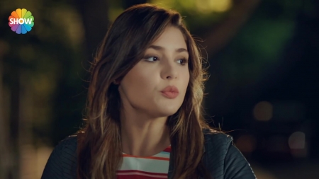 Ask_Laftan_Anlamaz_1_Bolum____2498.jpg