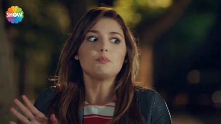 Ask_Laftan_Anlamaz_1_Bolum____2507.jpg