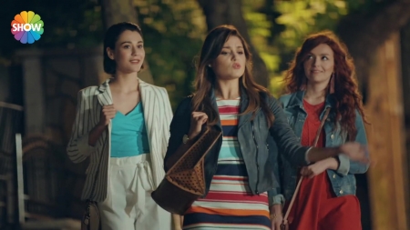 Ask_Laftan_Anlamaz_1_Bolum____2523.jpg