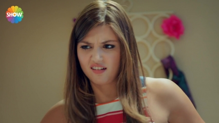 Ask_Laftan_Anlamaz_1_Bolum____2650.jpg