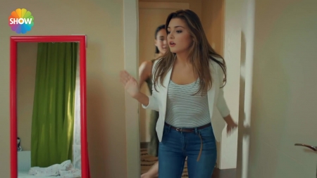 Ask_Laftan_Anlamaz_1_Bolum____3225.jpg