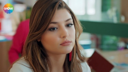 Ask_Laftan_Anlamaz_1_Bolum____3377.jpg