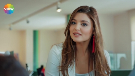 Ask_Laftan_Anlamaz_1_Bolum____3403.jpg