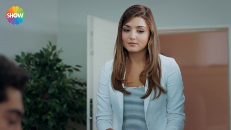 Ask_Laftan_Anlamaz_1_Bolum____3710.jpg