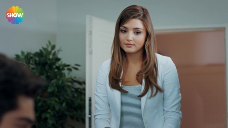 Ask_Laftan_Anlamaz_1_Bolum____3711.jpg