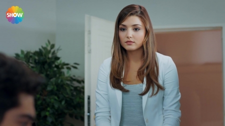 Ask_Laftan_Anlamaz_1_Bolum____3713.jpg