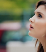 Filename=Ask_Laftan_Anlamaz_1_Bolum____1648.jpg
Filesize=152KiB
Dimensions=1920x1080
Date added=11.05.21 Ask_Laftan_Anlamaz_1_Bolum____1648.jpg