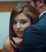 Filename=Ask_Laftan_Anlamaz_1_Bolum____2027.jpg
Filesize=116KiB
Dimensions=1920x1080
Date added=11.05.21 Ask_Laftan_Anlamaz_1_Bolum____2027.jpg
