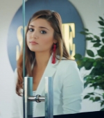 Filename=Ask_Laftan_Anlamaz_1_Bolum____3467.jpg
Filesize=119KiB
Dimensions=1920x1080
Date added=11.05.21 Ask_Laftan_Anlamaz_1_Bolum____3467.jpg