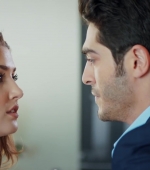 Filename=Ask_Laftan_Anlamaz_1_Bolum____4745.jpg
Filesize=138KiB
Dimensions=1920x1080
Date added=11.05.21 Ask_Laftan_Anlamaz_1_Bolum____4745.jpg