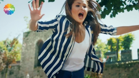 Ask_Laftan_Anlamaz_2_Bolum____2588.jpg