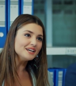 Filename=Ask_Laftan_Anlamaz_2_Bolum____0613.jpg
Filesize=146KiB
Dimensions=1920x1080
Date added=19.06.21 Ask_Laftan_Anlamaz_2_Bolum____0613.jpg