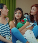 Filename=Ask_Laftan_Anlamaz_2_Bolum____0671.jpg
Filesize=204KiB
Dimensions=1920x1080
Date added=19.06.21 Ask_Laftan_Anlamaz_2_Bolum____0671.jpg